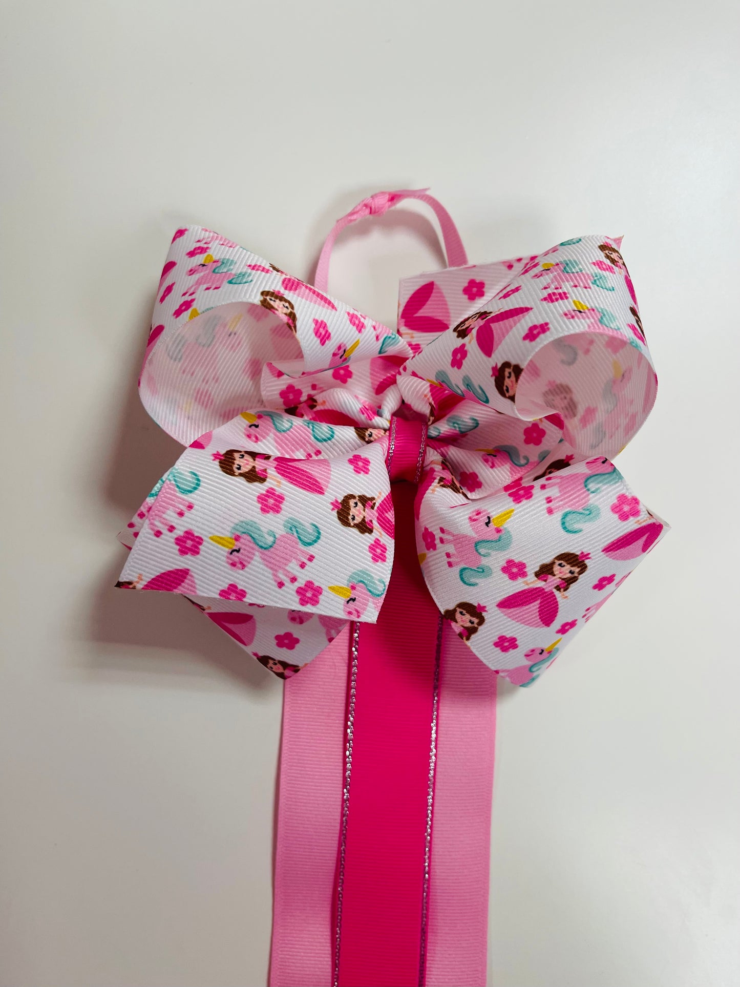 Princess Grosgrain Bow Holder includes King Bow