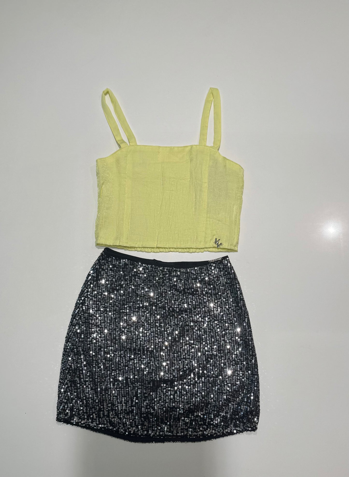 Alfaiatra Glow Sequin Skirt Set